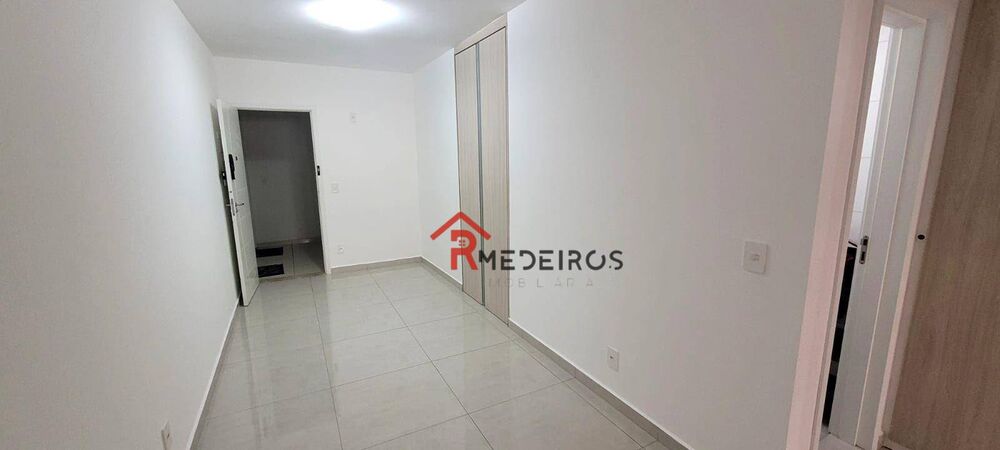 Apartamento à venda com 1 quarto, 62m² - Foto 2