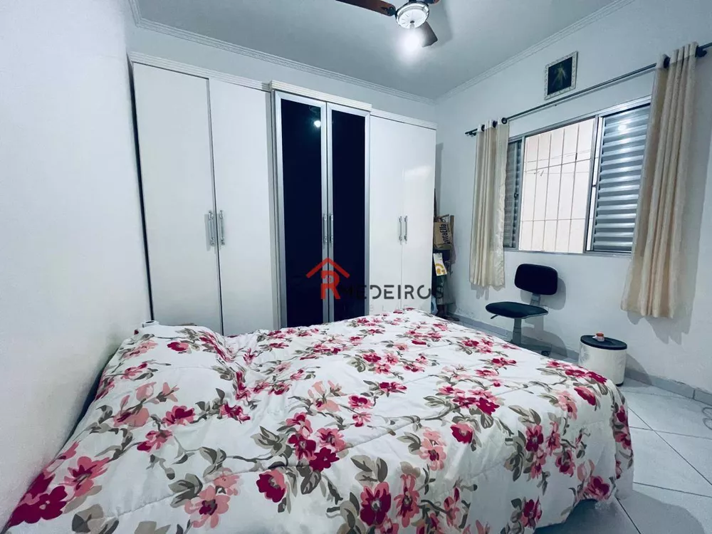 Casa à venda com 3 quartos, 67m² - Foto 6