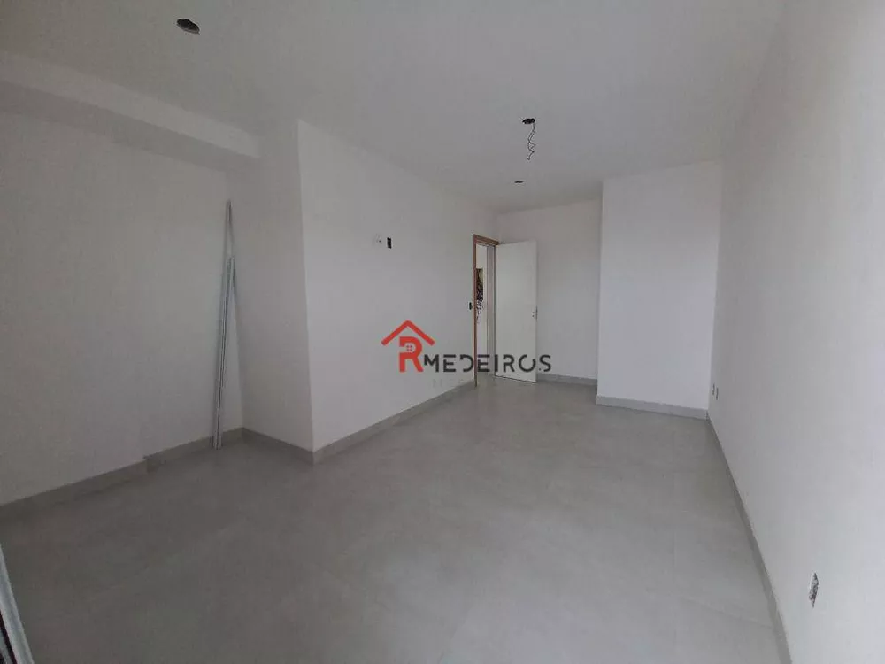Cobertura, 3 quartos, 241 m² - Foto 4