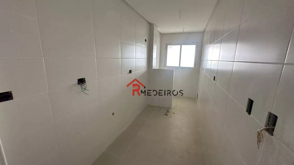 Apartamento à venda com 2 quartos, 79m² - Foto 3