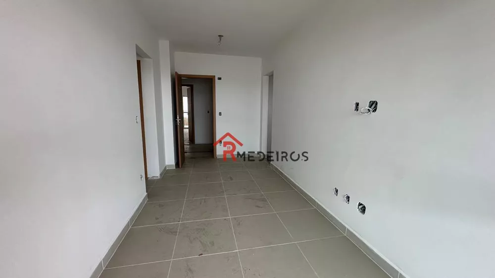 Apartamento à venda com 2 quartos, 79m² - Foto 2