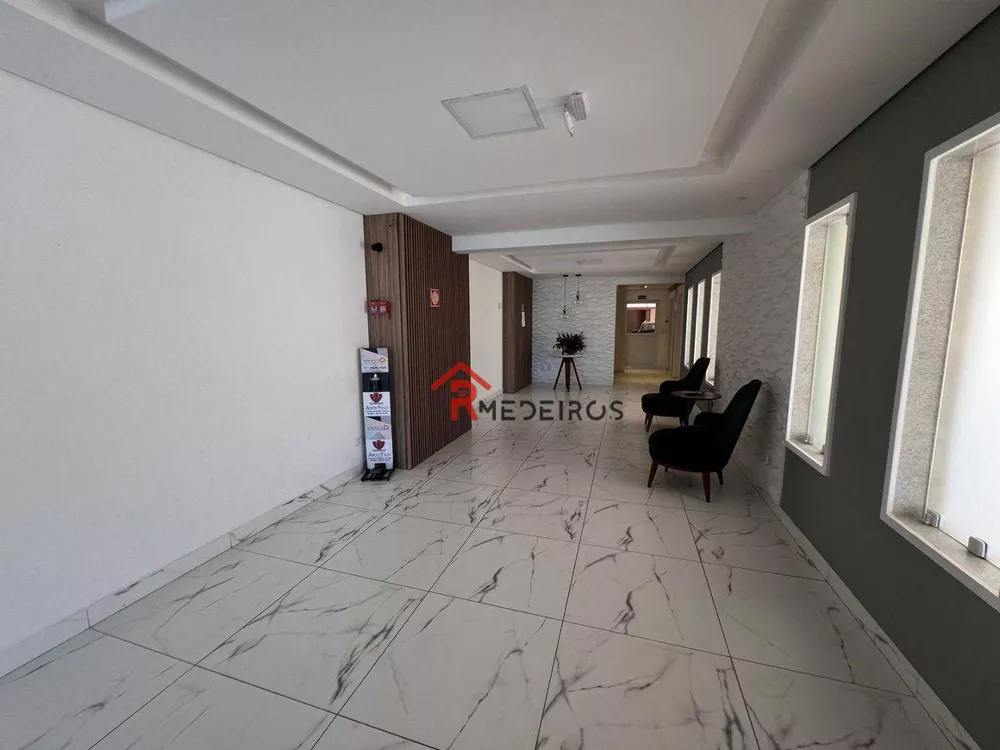 Apartamento à venda com 2 quartos, 82m² - Foto 4