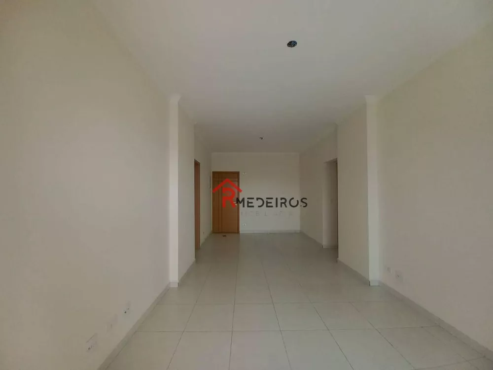 Apartamento à venda com 2 quartos, 100m² - Foto 2