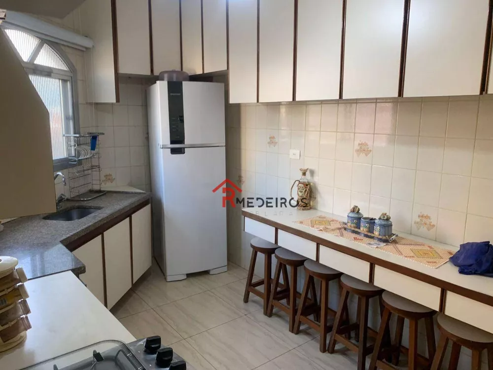 Apartamento à venda com 3 quartos, 93m² - Foto 4