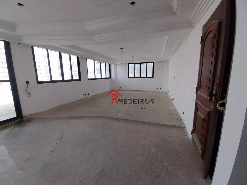 Cobertura à venda com 4 quartos, 230m² - Foto 3