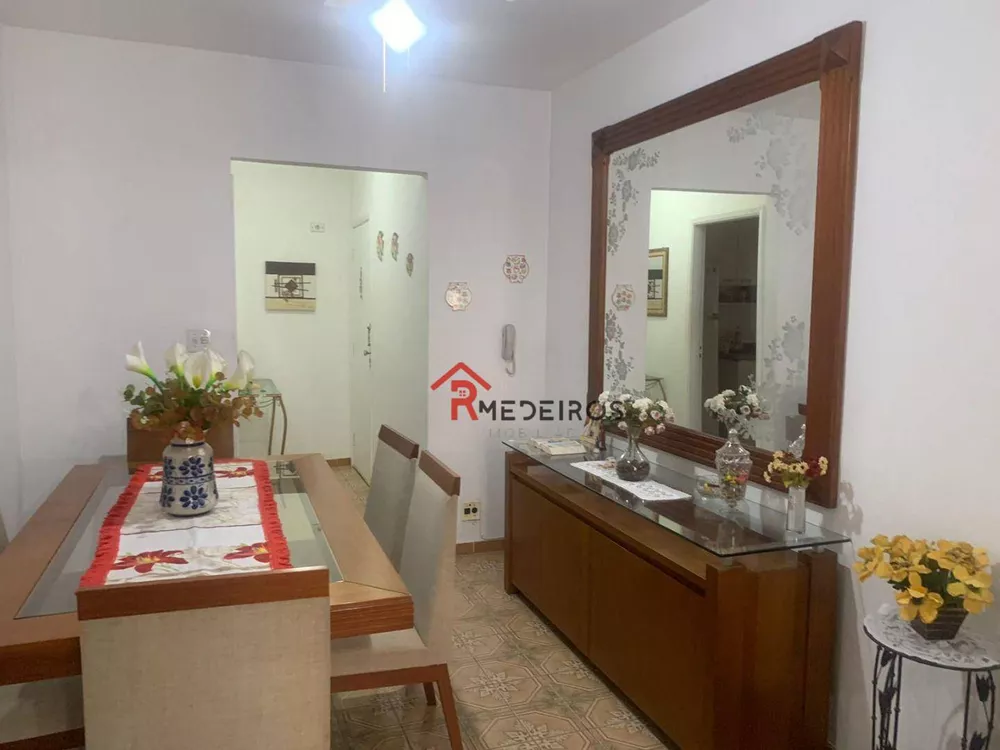 Apartamento à venda com 2 quartos, 75m² - Foto 2