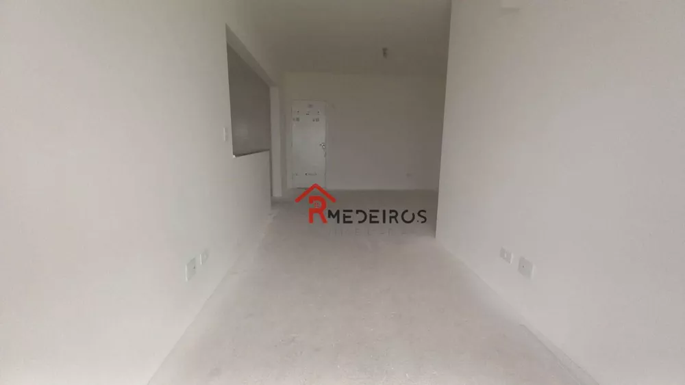 Apartamento à venda com 2 quartos, 75m² - Foto 4