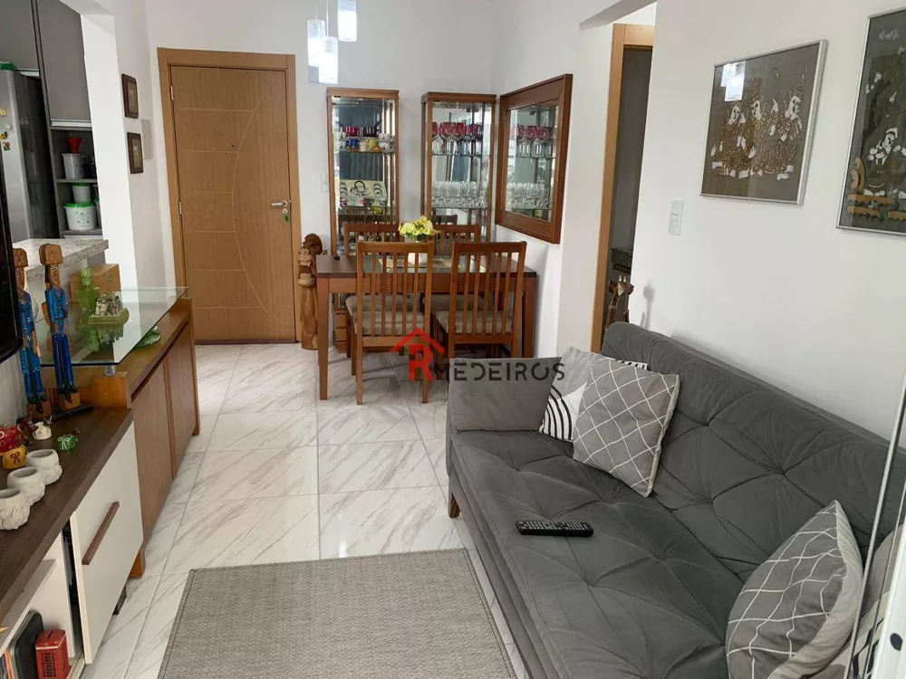 Apartamento à venda com 2 quartos, 67m² - Foto 3