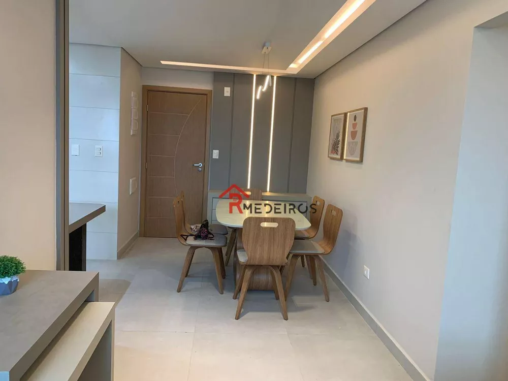 Apartamento à venda com 2 quartos, 66m² - Foto 4