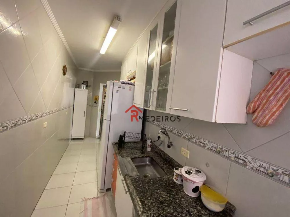 Apartamento à venda com 2 quartos, 72m² - Foto 8