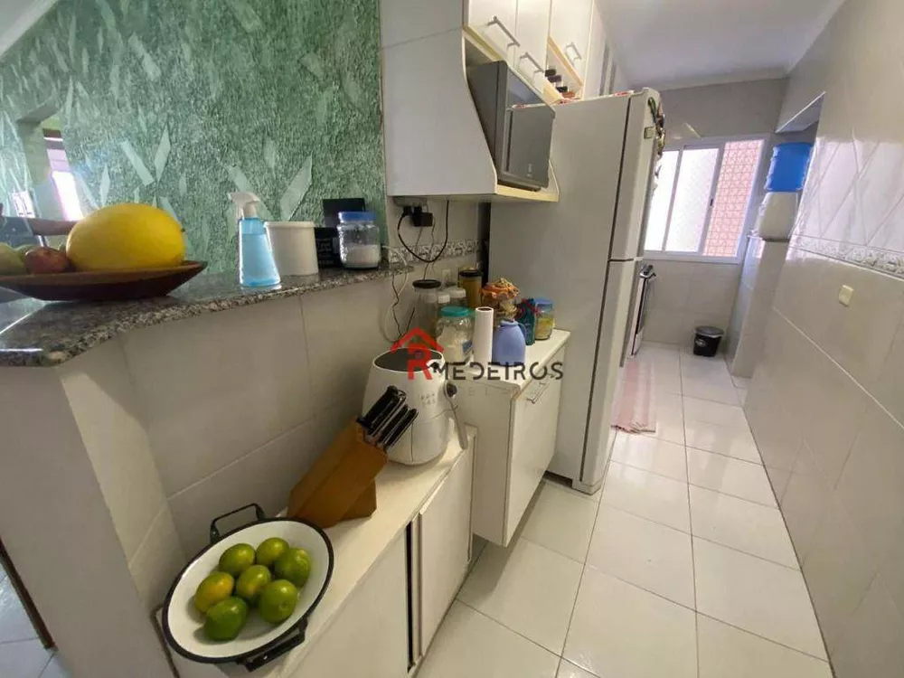 Apartamento à venda com 2 quartos, 72m² - Foto 6