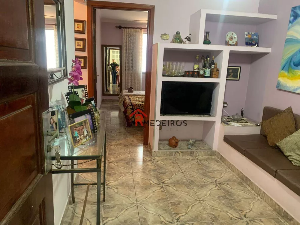 Apartamento à venda com 1 quarto, 40m² - Foto 1