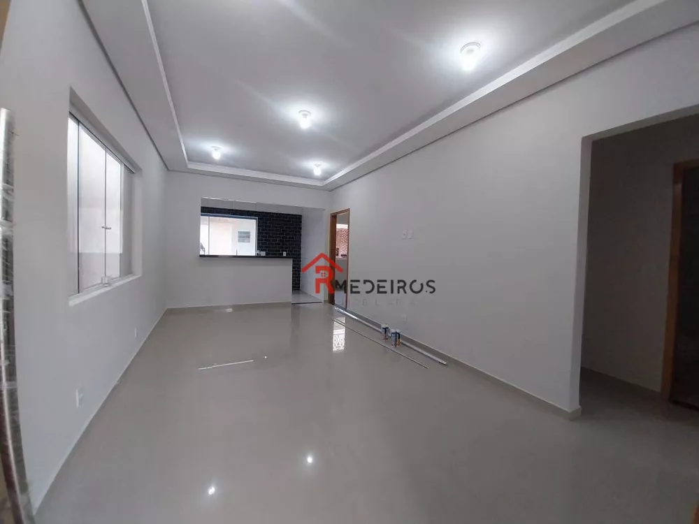 Casa à venda com 3 quartos, 187m² - Foto 3