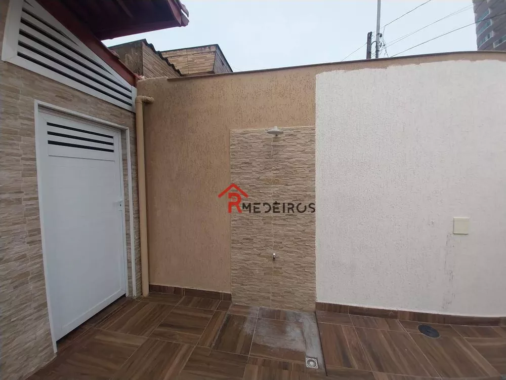 Casa à venda com 3 quartos, 187m² - Foto 2