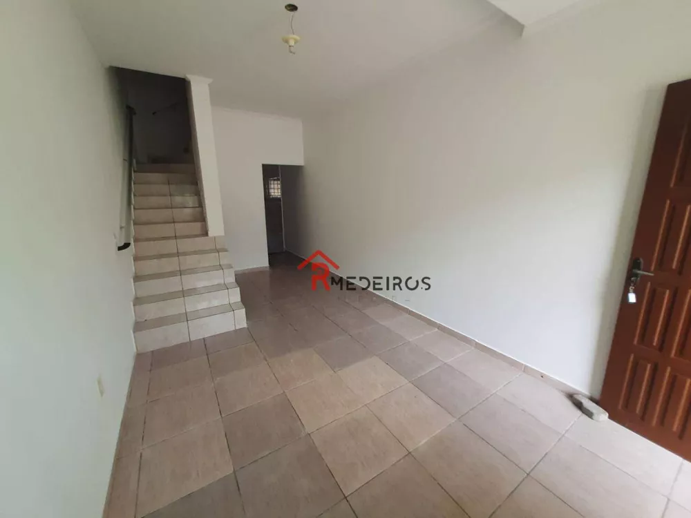 Sobrado à venda com 2 quartos, 70m² - Foto 6