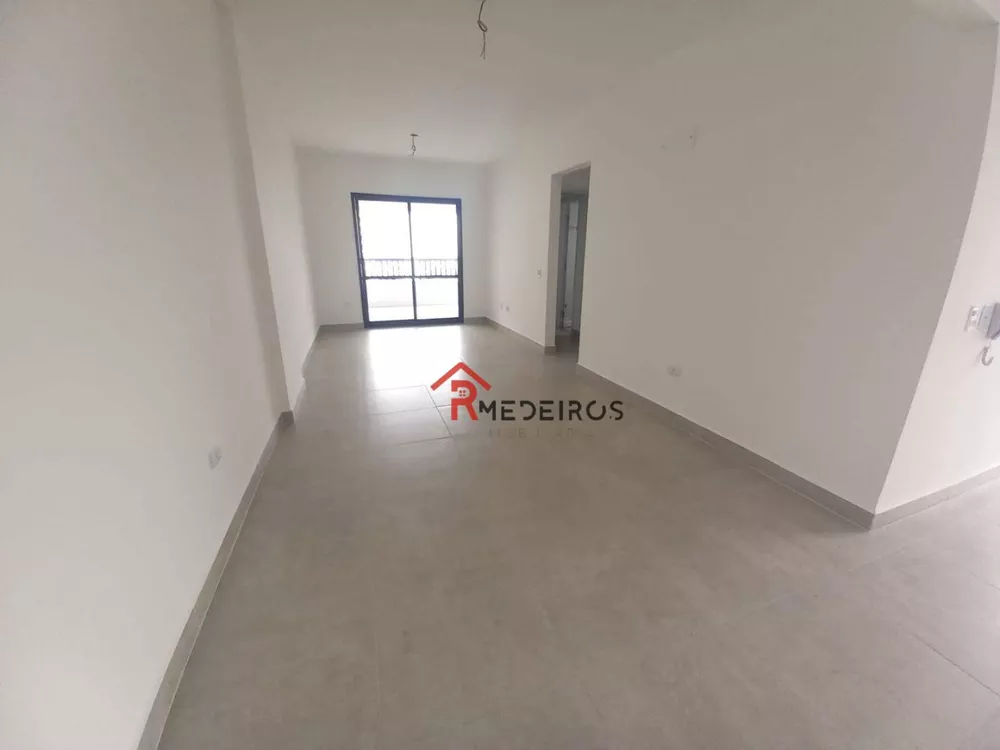 Apartamento à venda com 2 quartos, 81m² - Foto 2