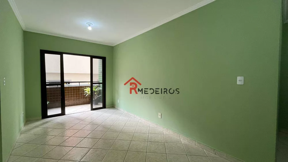 Apartamento à venda com 2 quartos, 82m² - Foto 2