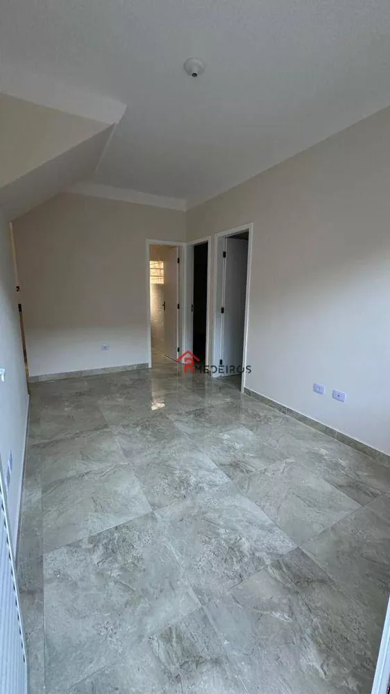 Casa de Condomínio à venda com 2 quartos, 42m² - Foto 1