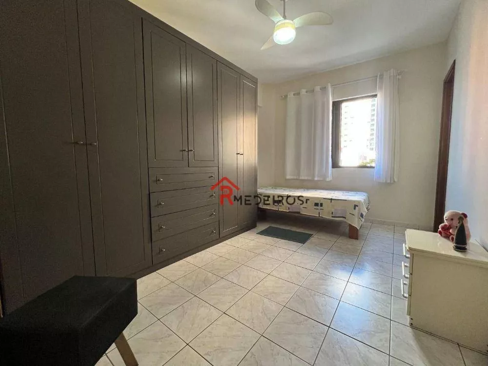 Apartamento à venda com 2 quartos, 84m² - Foto 11