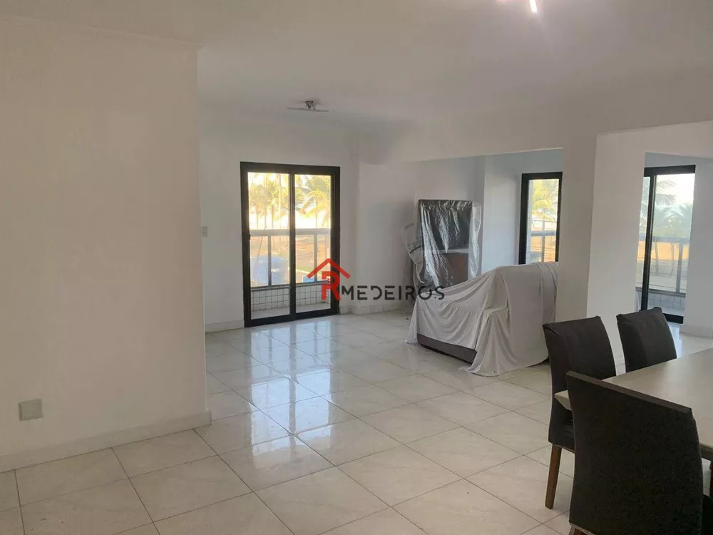 Apartamento à venda com 4 quartos, 232m² - Foto 4