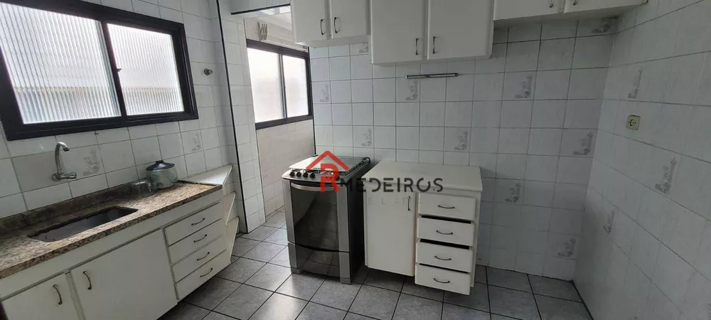 Apartamento à venda com 1 quarto, 50m² - Foto 8