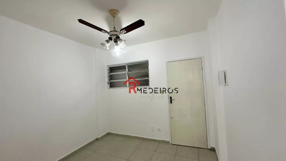 Kitnet e Studio à venda com 1 quarto, 32m² - Foto 1