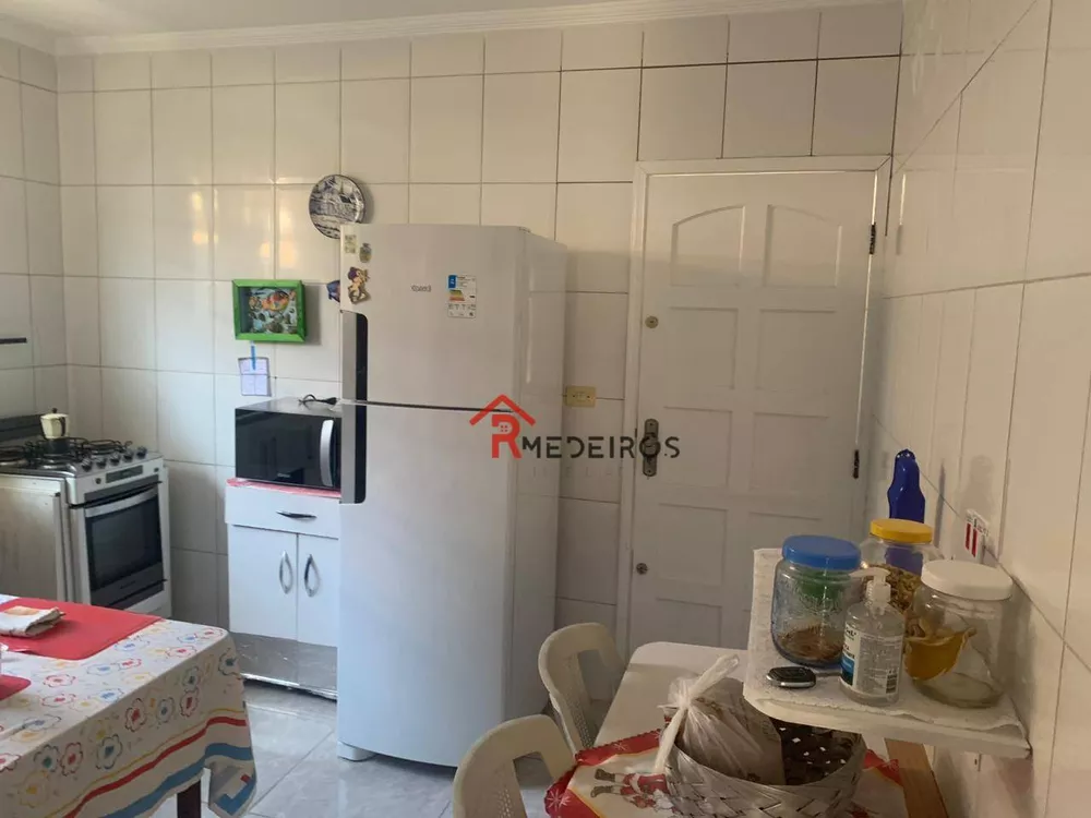 Casa à venda com 2 quartos, 80m² - Foto 5