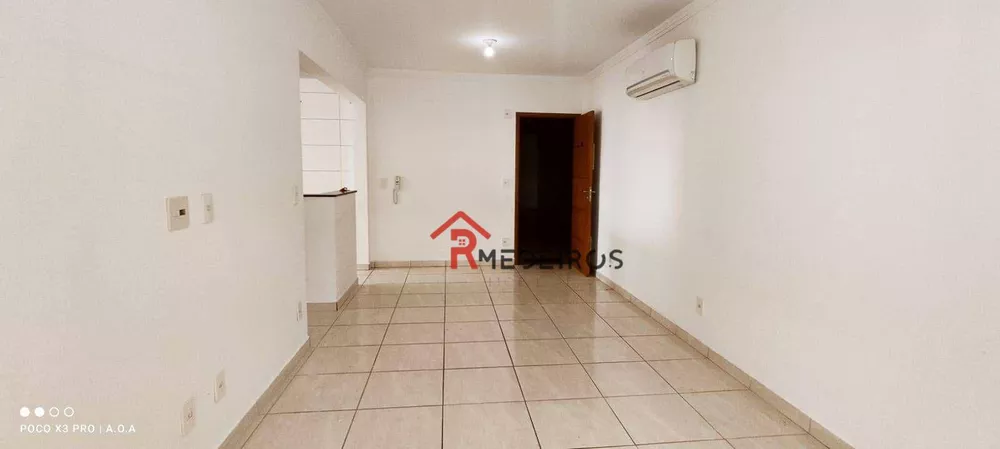 Apartamento à venda com 2 quartos, 79m² - Foto 4