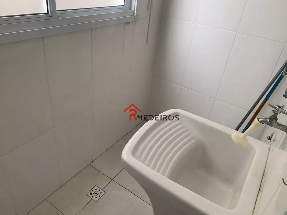 Apartamento à venda com 2 quartos, 75m² - Foto 8