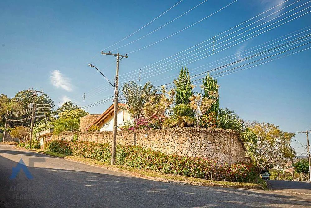 Casa, 5 quartos, 671 m² - Foto 1