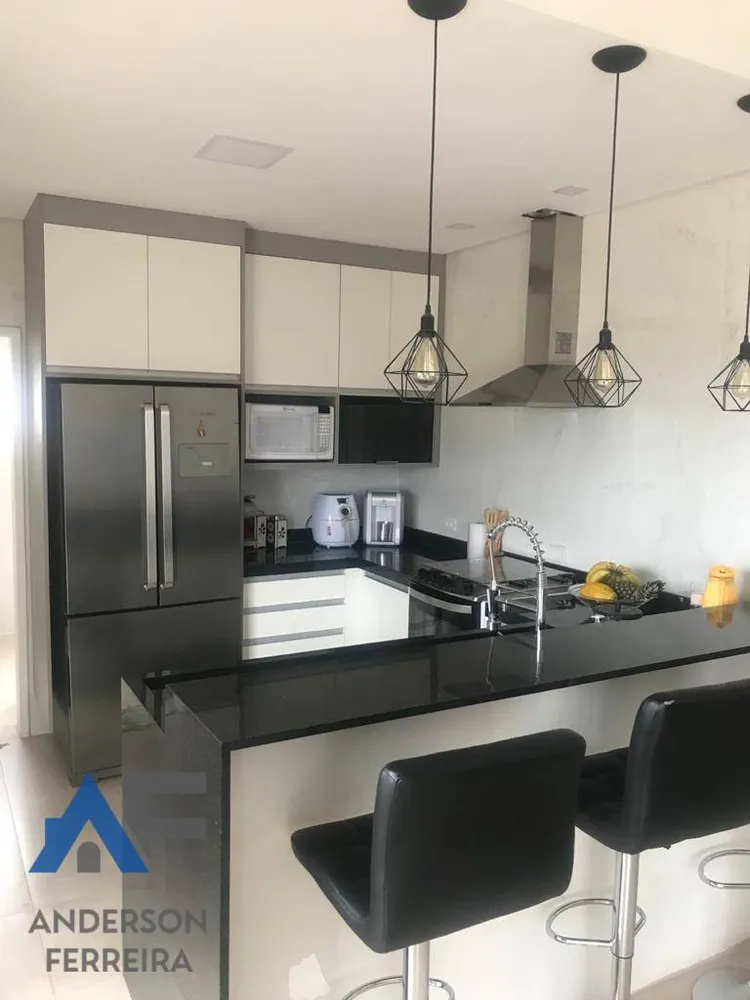 Casa, 4 quartos, 230 m² - Foto 2