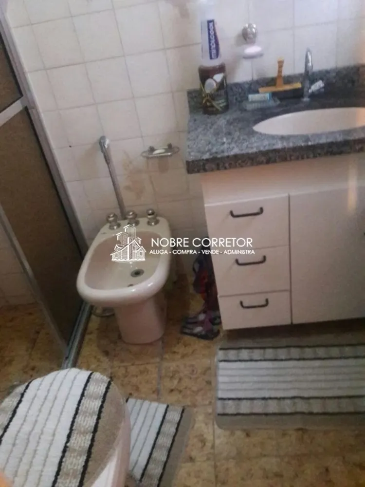 Casa, 6 quartos, 250 m² - Foto 4