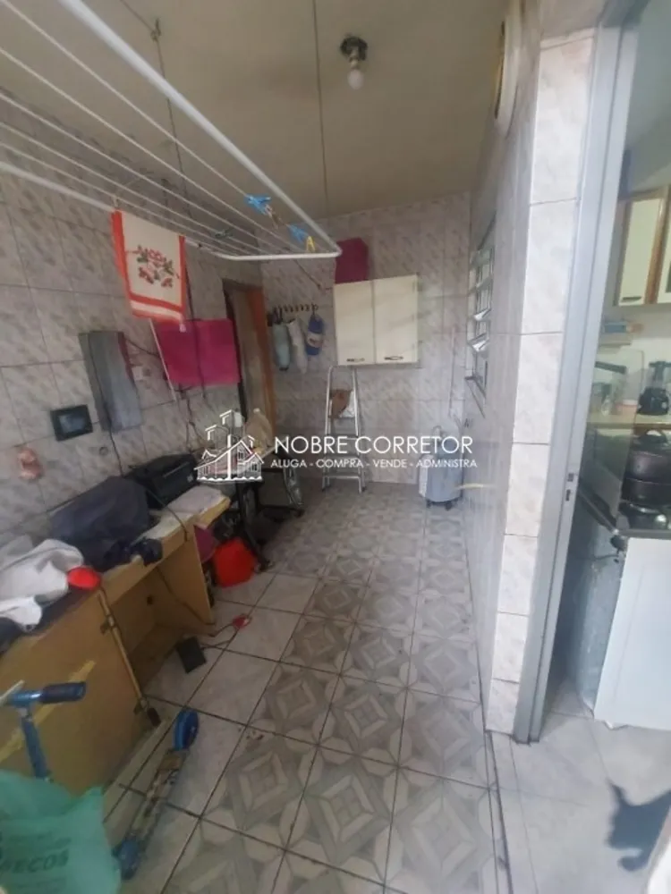 Casa, 4 quartos, 309 m² - Foto 2