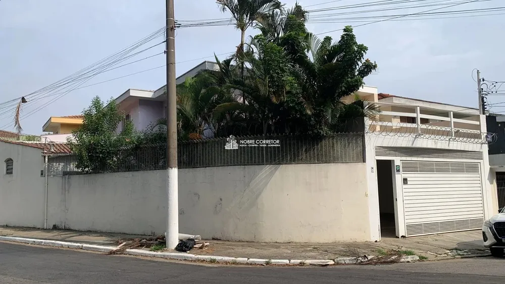 Casa, 3 quartos, 300 m² - Foto 1