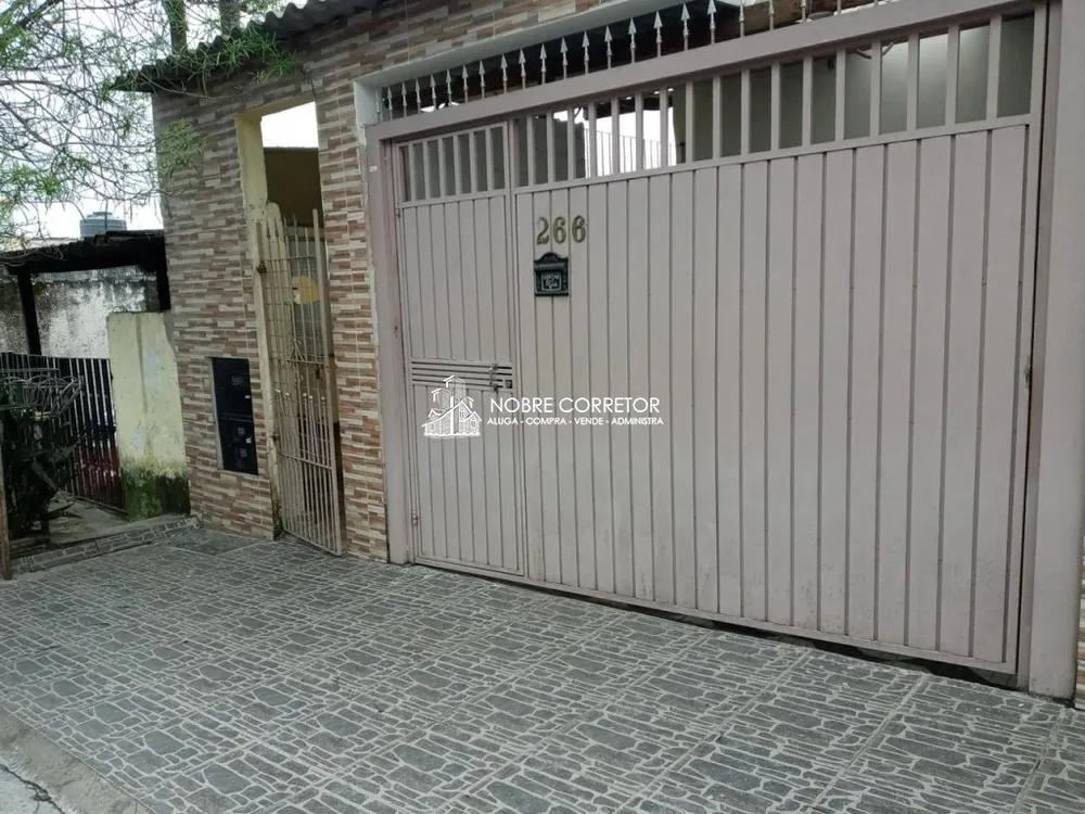 Casa, 5 quartos, 150 m² - Foto 1