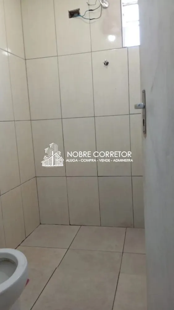 Casa, 7 quartos, 225 m² - Foto 2