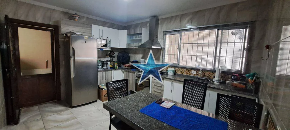 Casa, 4 quartos, 230 m² - Foto 5
