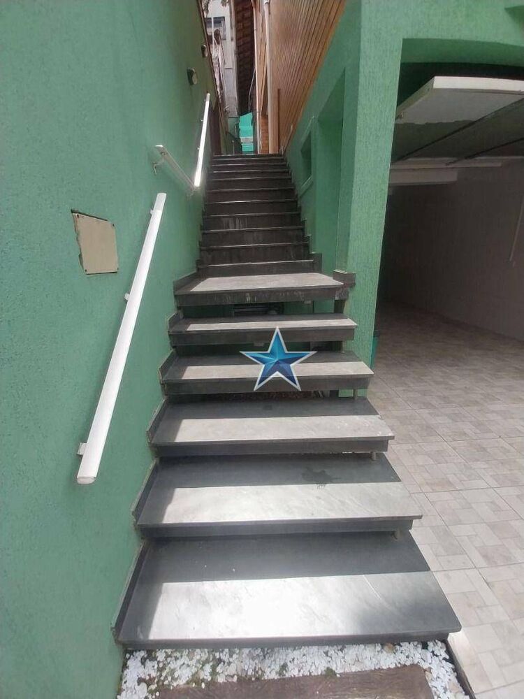 Sobrado para alugar com 3 quartos, 270m² - Foto 5