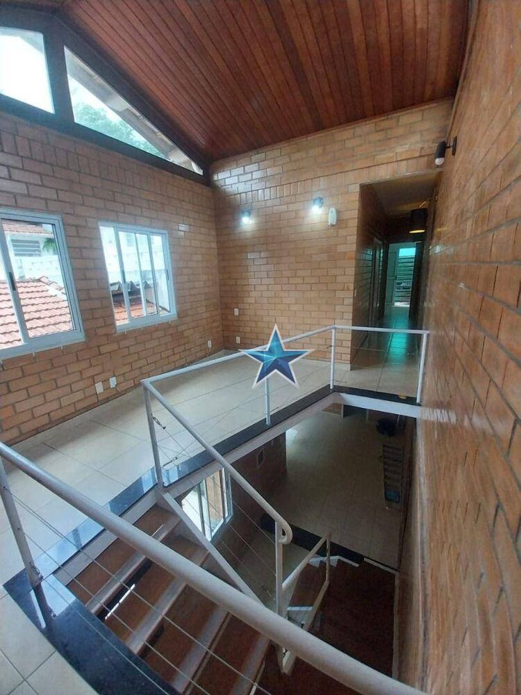 Sobrado para alugar com 3 quartos, 270m² - Foto 31