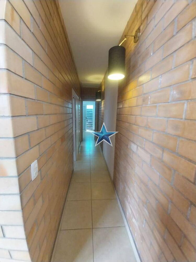 Sobrado para alugar com 3 quartos, 270m² - Foto 2