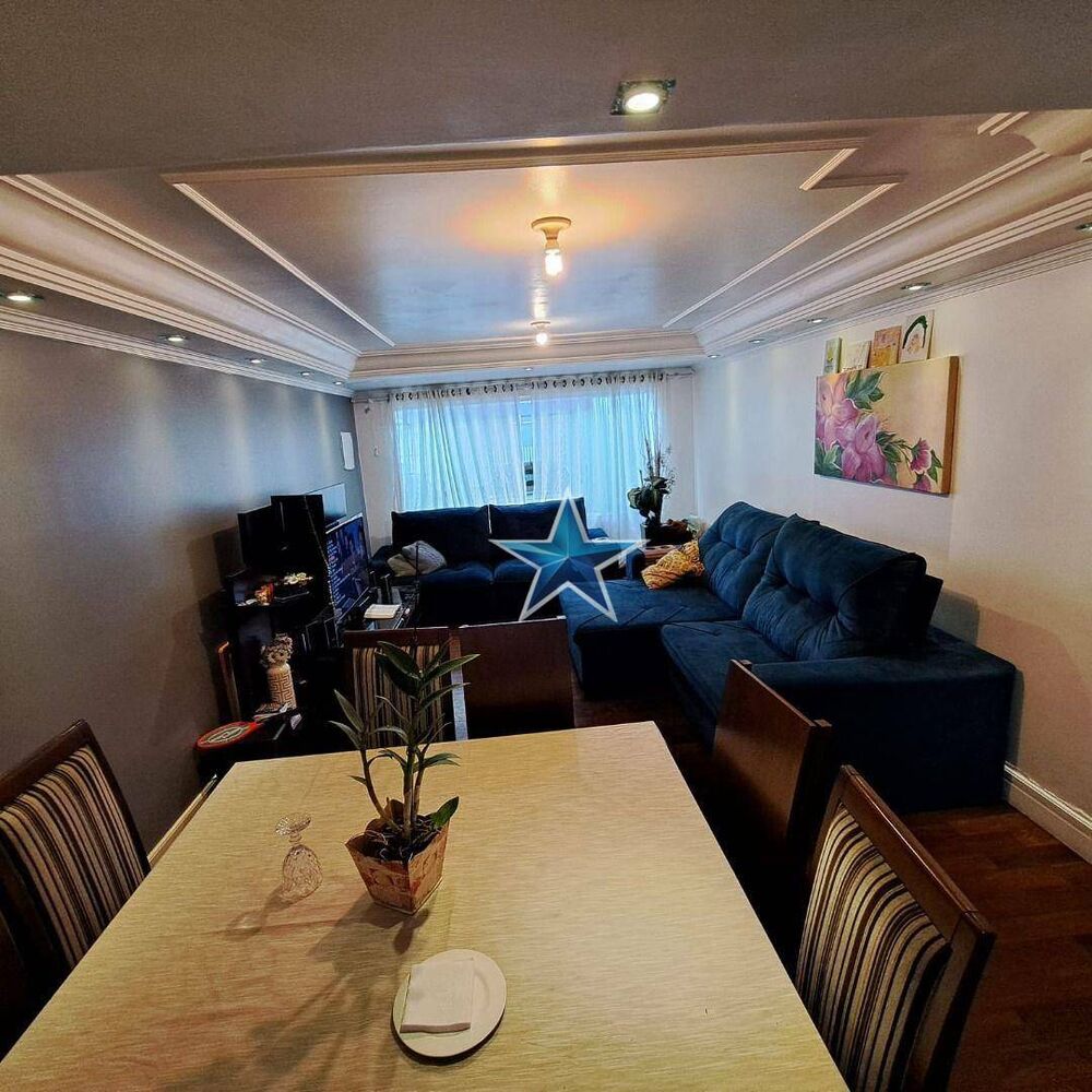 Sobrado à venda com 3 quartos, 220m² - Foto 1
