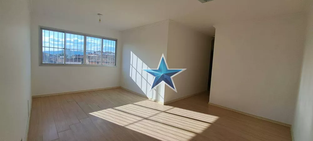 Apartamento à venda com 4 quartos, 90m² - Foto 2