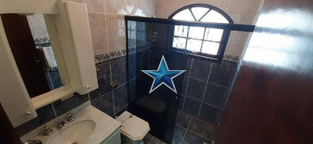 Sobrado, 4 quartos, 250 m² - Foto 1