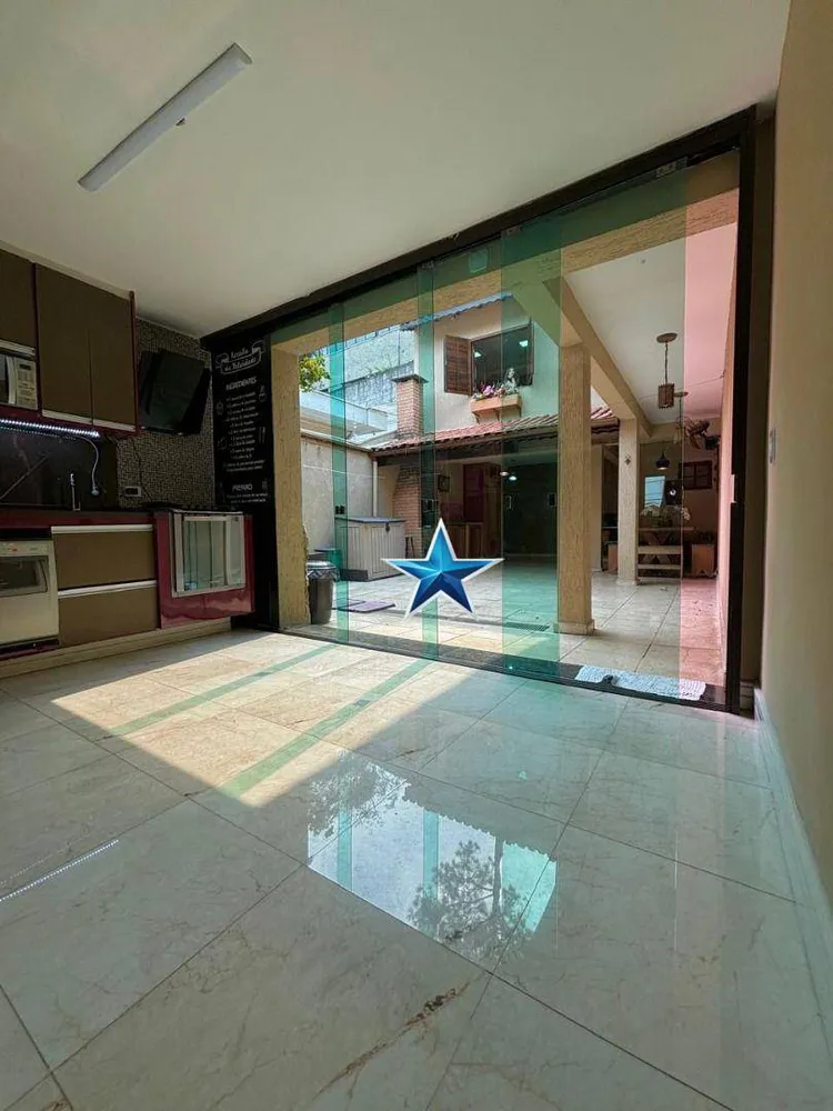 Sobrado, 3 quartos, 213 m² - Foto 6