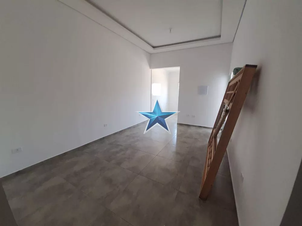 Casa à venda com 3 quartos, 79m² - Foto 2