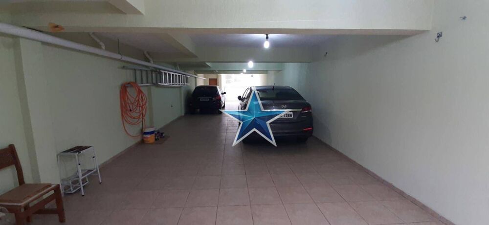 Sobrado, 3 quartos, 303 m² - Foto 1