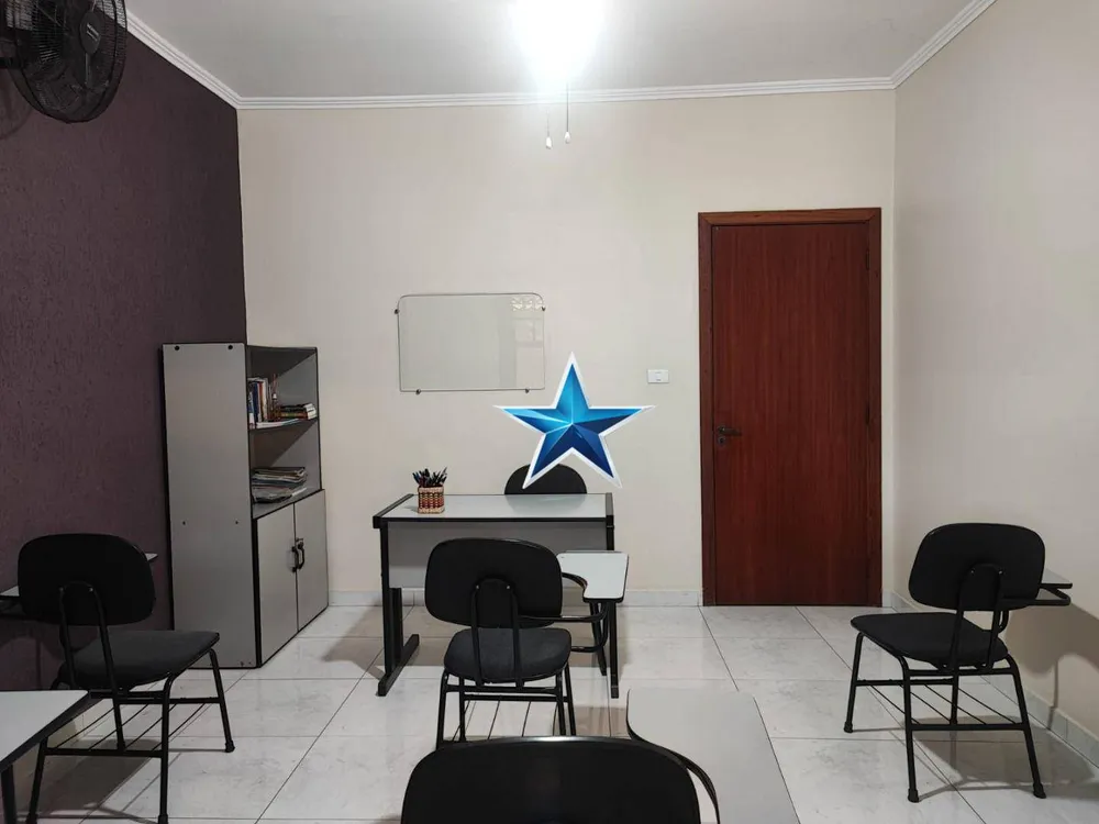 Casa, 4 quartos, 178 m² - Foto 2