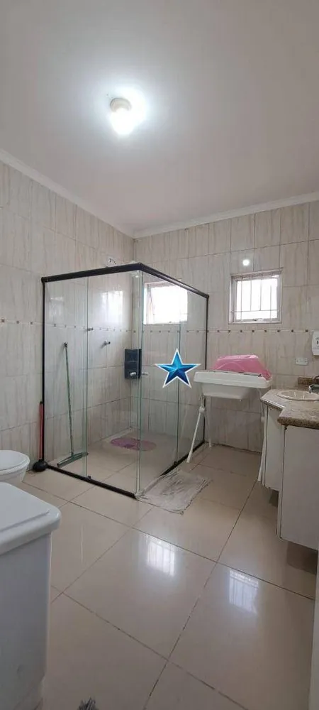 Casa, 5 quartos, 330 m² - Foto 1