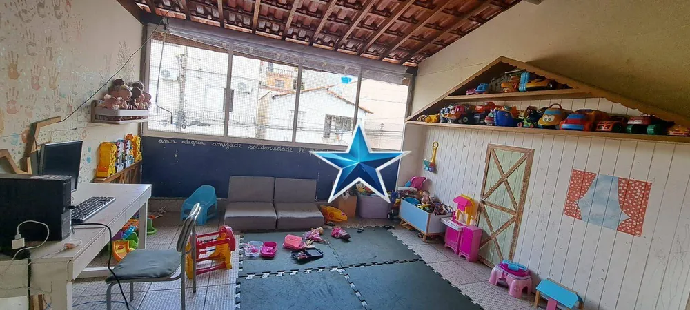 Casa, 5 quartos, 330 m² - Foto 4