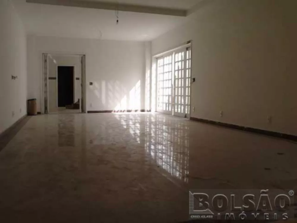 Sobrado à venda com 4 quartos, 350m² - Foto 7